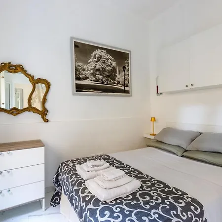 Maison Artistique Apartment *